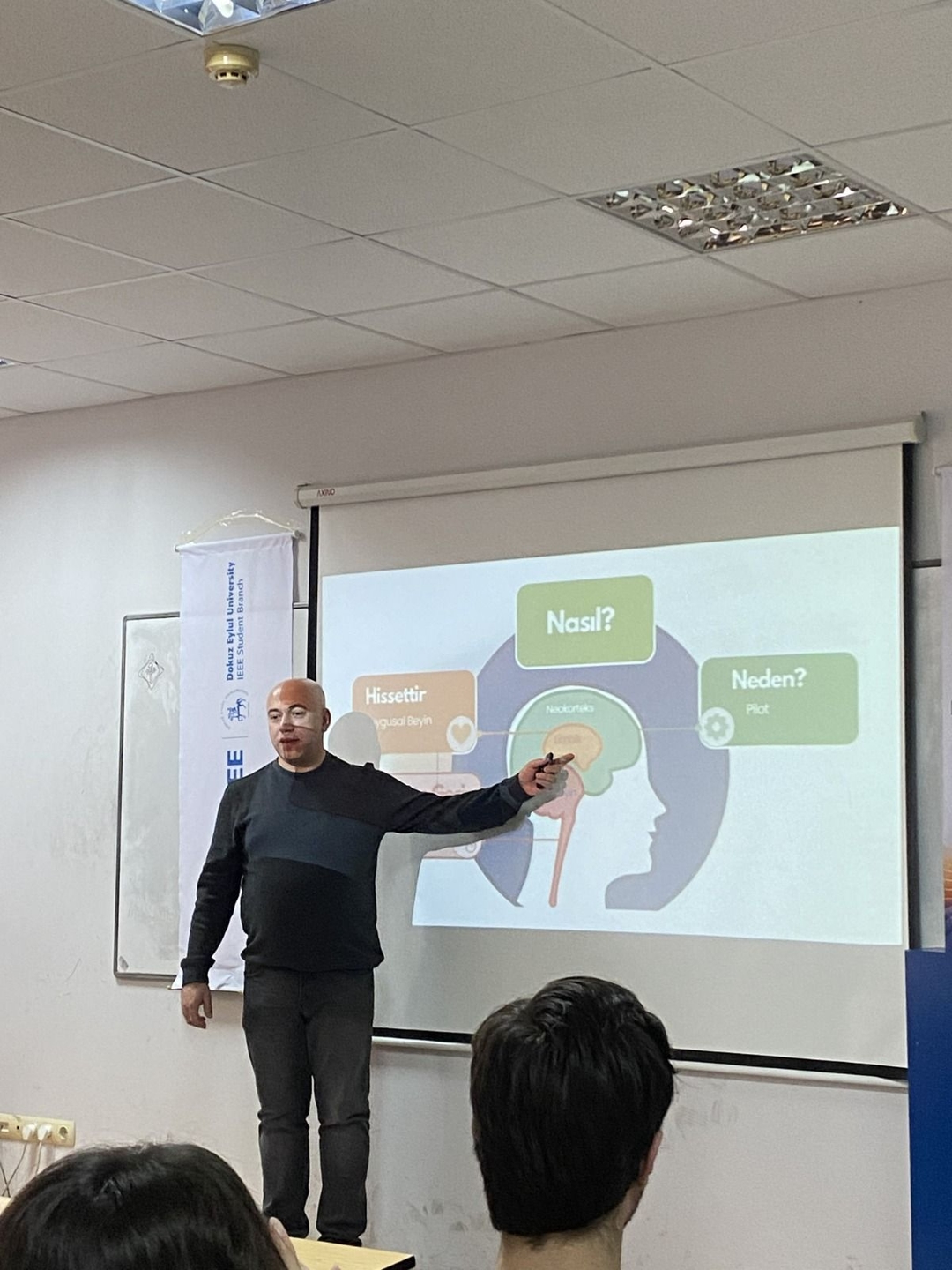 Dokuz Eylül Üniversitesi | IEEE DEU Student Branch IDE-UP Konuşması